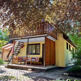 Pet Friendly Holiday Home near Swimming Lake – hotel w mieście Kunfehértó