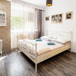 Tanny Cozy Apartment Piešťany - Step-Free Acces - Terrace & Free Parking