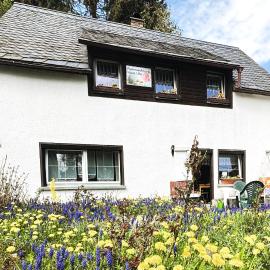Haus Ute in Hundshübel – Gartenglück nahe der Talsperre