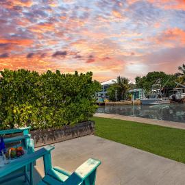 1 Key Largo Waterfront Studio Canal & Ocean, hotel v destinaci Key Largo
