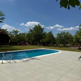 Didin Ranč, hotel a Rakitje