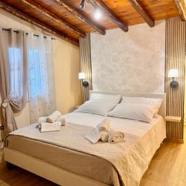 FLORIO Boutique Apartment - Palermo, Sicily، فندق في باليرمو