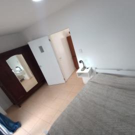 Departamento frente a la calle, 1 Dormitorio con Patio