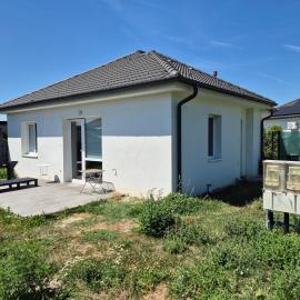Duna family house, hotel a Rajka