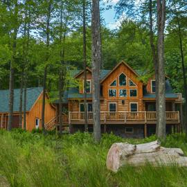 Big Log Lodge、マクヘンリーのホテル