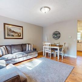 Oak Grove Getaway, hotel a Milwaukie