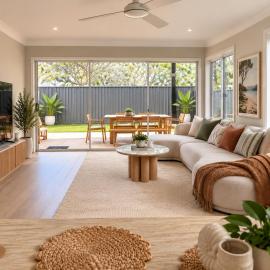Coastal Family Retreat 4bed and swimming pool、ユーミナのホテル