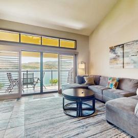 Lake Chelan Shores - Beachfront Splendor 12-5