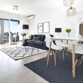 Rdm - Stylish Holiday Apartment With Ocean Views