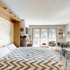Quiet Ground-Floor Studio Near Town Square, ξενοδοχείο σε Girdwood