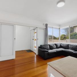 Spacious 4-Bed House with Garden in Glenroy