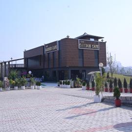 The Garden Cafe, hotel a Gagret