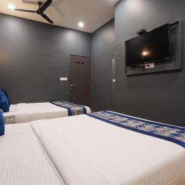 FabHotels Clovergate