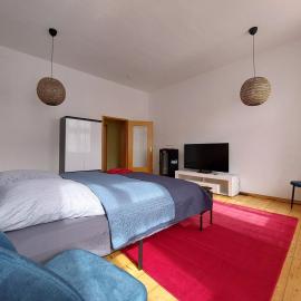 Trommel Apartment 2 - Schöne Zimmer - Restaurant - Parken - Garten, hotel v destinaci Haldensleben