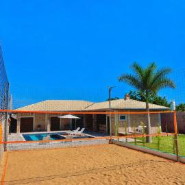 Chácara ilha do Sol com piscina aquecida e beach tênis Próximo do Thermas, hotel u gradu Olimpija