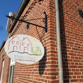 Ferienwohnungen Meerhuus_ 45229，位于迪楚姆的酒店