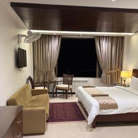 RockCliff Resort Executive Room Kashmir Point- 5 min to GPO