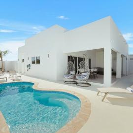 3BR Villa with Private Pool and Patio Aruba Getaway