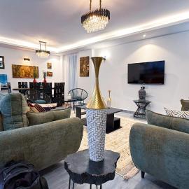SPOTLESS HOSTEL, KILIMANi