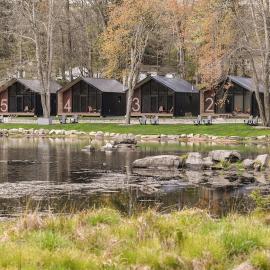 Lakefront cabin - Leisure Lake Resort