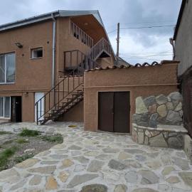 Shako's Guesthouse