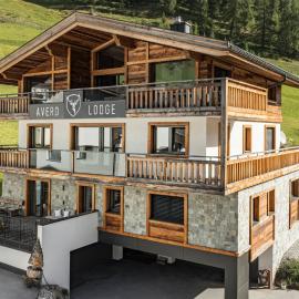 Avero Lodge by MEIN SAMNAUN - MOUNTAIN HOMES, отель в Замнауне
