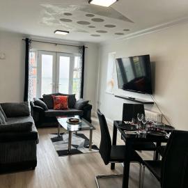 Stanton- Impeccable & Stylish 2 Bedroom