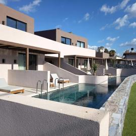 Eleni Village & Suites