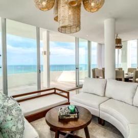 Oceanfront Luxury Penthouse with Shared Pool Depto B81
