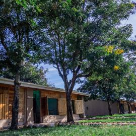 Basecamp Resort Mweya, מלון בKazinga