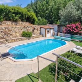 Charmant T2 avec Cuisine Équipée, cour au Calme & Piscine