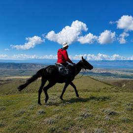 Kyrgyz Family Guesthouse & Horse Trekking near Karakol