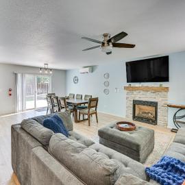 9 Mi to Smith Rock SP! Family Home w/ Fenced Yard