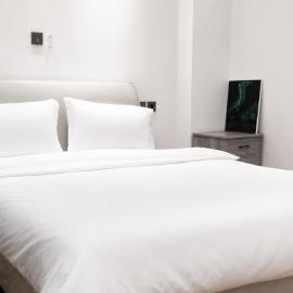 Perfect Holiday Hotel - Abidjan, hotelli kohteessa Abidjan