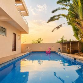 ll 3BHK II MAYRA VILLA II AC II PRIVATE POOL II EMPYREAN STAY