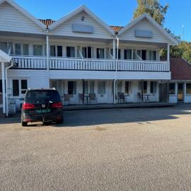 Vallesverd motell: Lillesand şehrinde bir otel