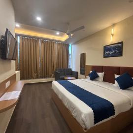 Hotel Ananta Inn