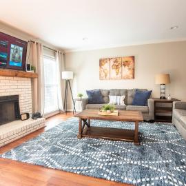 Ashwood Heights 25 BathsKing BedsFree Parking