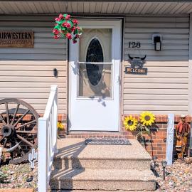 By State Fair 5 bedrooms 2 baths, hotel sa Des Moines