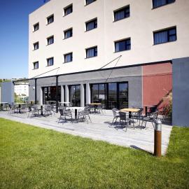 Holiday Inn Express - Marseille Airport by IHG – hotel w mieście Vitrolles