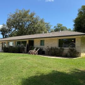Spacious 4 BDRM 6 BED 2 BA home in Jefferson Yee Haw Haven, a western dream, hotel a Jefferson