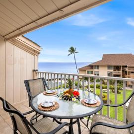 Charming Sea Village 3304 one-bedroom ocean-view retreat in Kailua-Kona