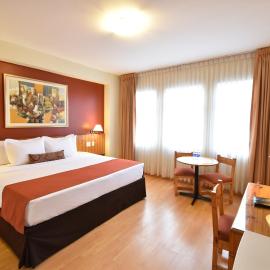 Qorianka Hotel, hotel v Limi