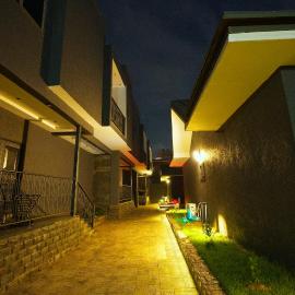 Ivy Boulevard Apartments