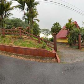 Chalet Vistas Paraiso, hotel a La Colonia