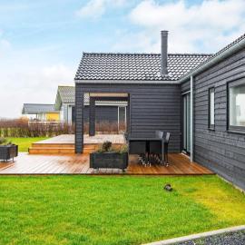 8 person holiday home in Sydals