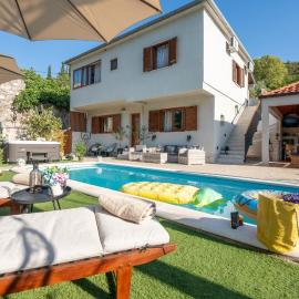 Family friendly house with a swimming pool Oslje, Dubrovnik - 18381, hotel Topolóban