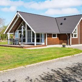 9 person holiday home in Hemmet, hotel v destinácii Falen