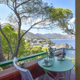 2 Bedroom Stunning Home In Taormina