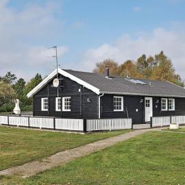 5 star holiday home in Hals, hotel in Hals